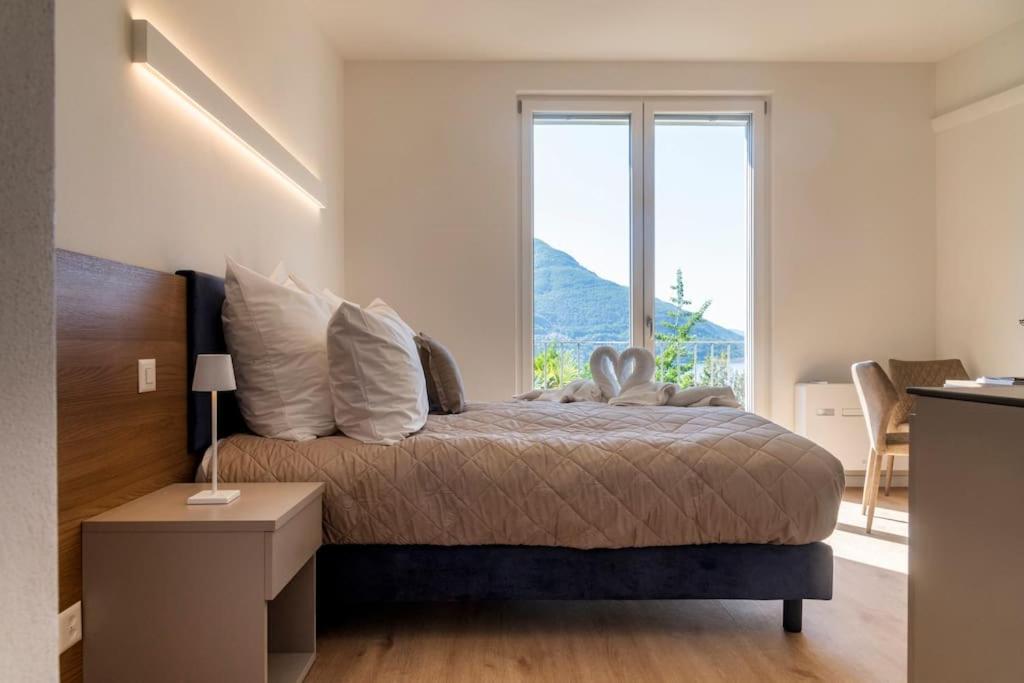 Blues * Brissago